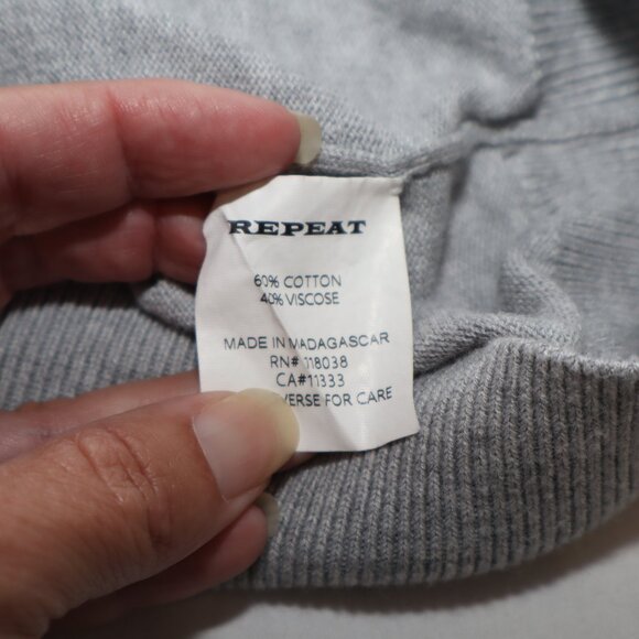 Repeat Womens Lightweight Sweater Gray Striped Sleeve Size 44/XL Sporty Casual - Picture 7 of 9